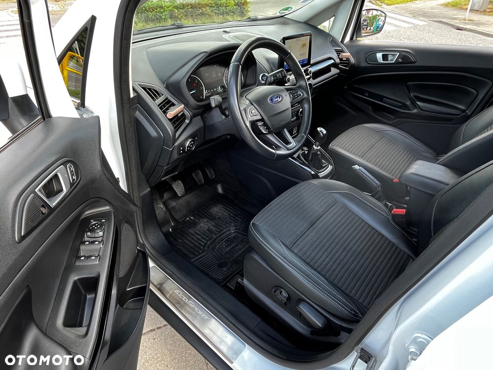 Ford EcoSport 1.5 EcoBlue TITANIUM - 24