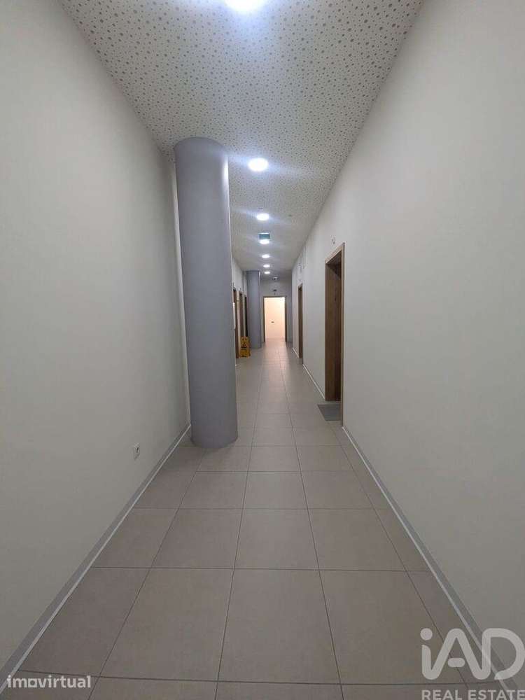 Escritório em Mafamude e Vilar do Paraíso de 20,00 m2 - Grande imagem: 3/15
