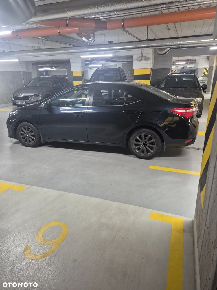 Toyota Corolla - 21
