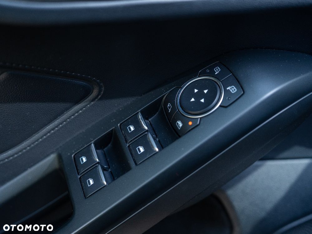 Ford Focus 2.0 EcoBlue Titanium - 9