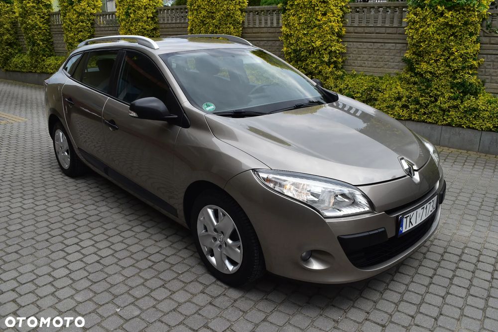 Renault Megane 1.6 16V Color Edition - 4