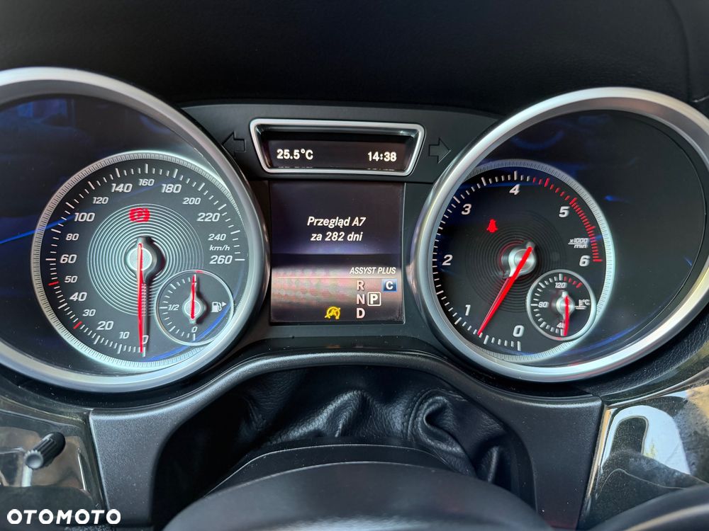 Mercedes-Benz GLS 350 d 4-Matic - 8