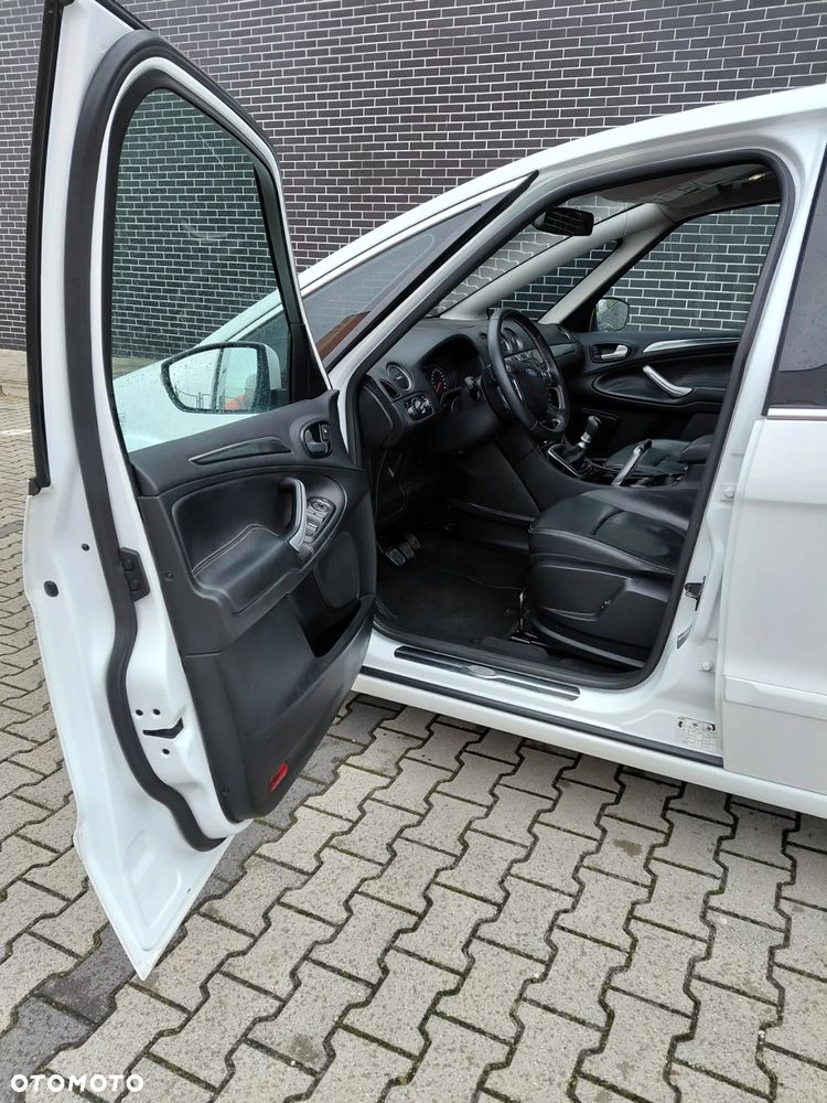 Ford S-Max 2.0 TDCi DPF Titanium - 14