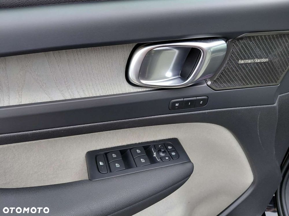 Volvo XC 40 - 12