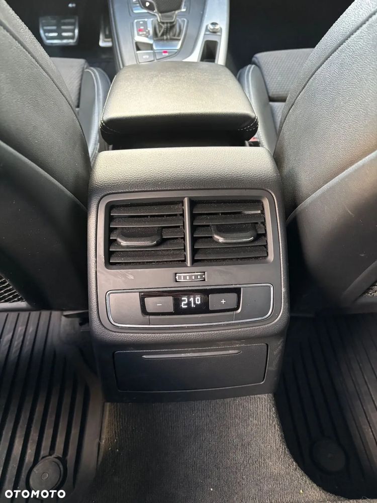 Audi A4 Avant 40 TDI quattro S tronic S line - 36