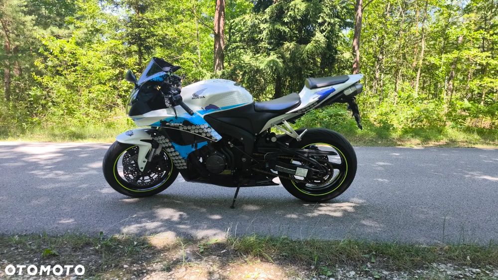 Honda CBR - 4