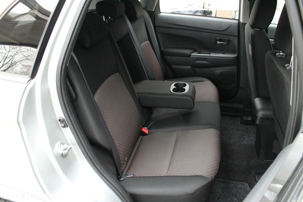 Mitsubishi ASX 1.6 ClearTec 2WD Diamant Edition+ - 12