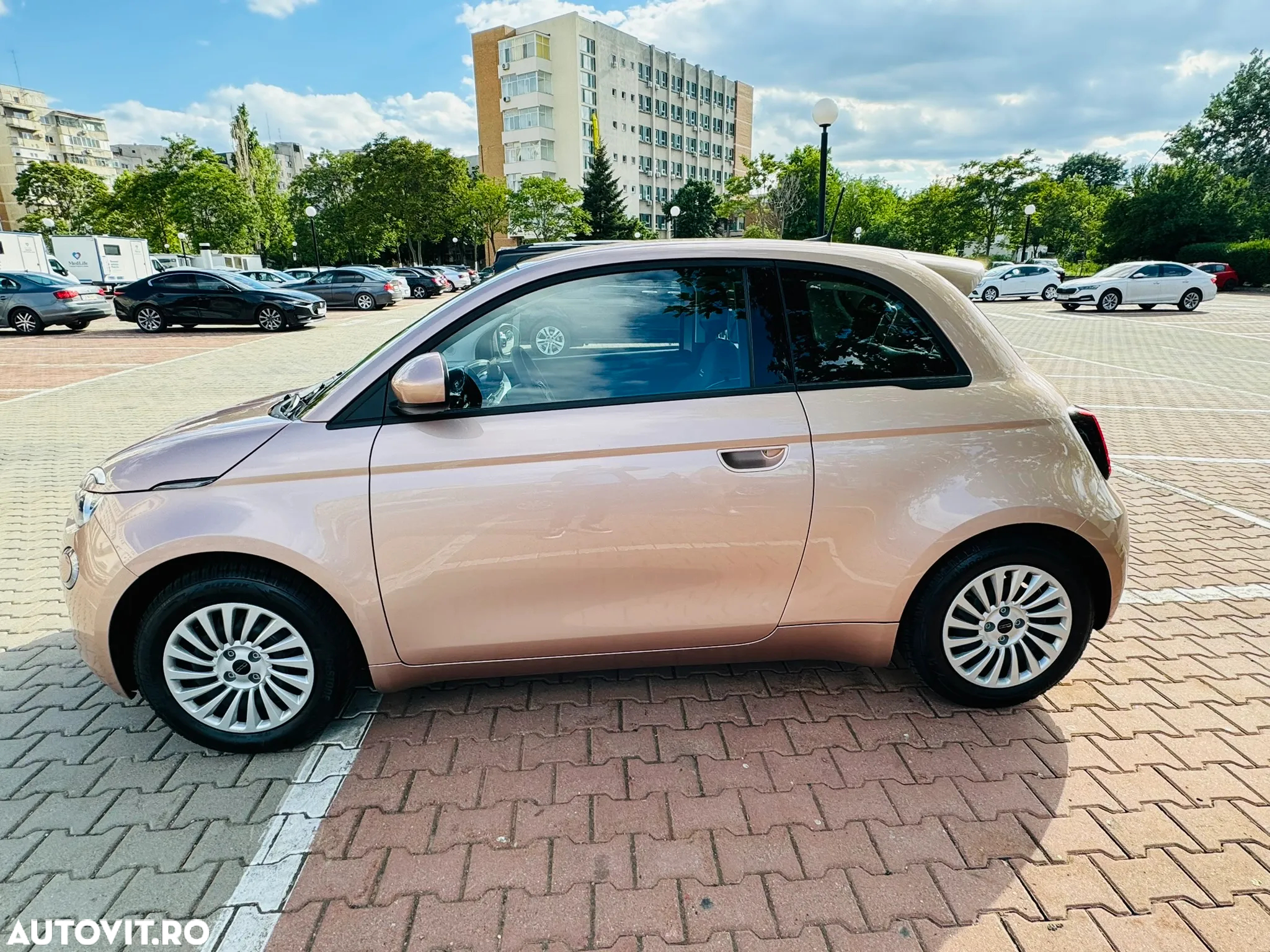 Fiat 500 500e Action - 3