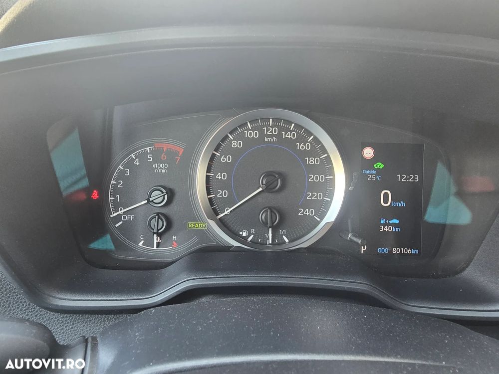 Toyota Corolla - 16
