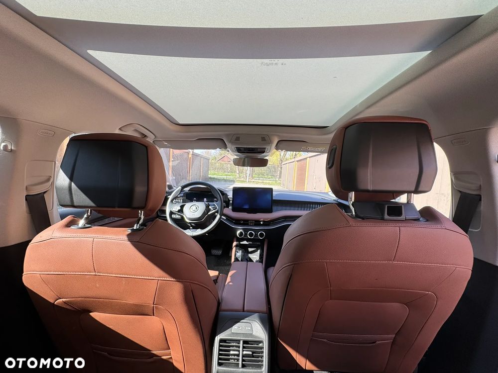 Skoda Superb 2.0 TDI SCR 4x4 L&K DSG - 6