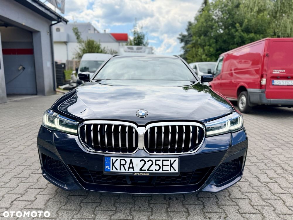 BMW Seria 5 520d xDrive M Sport Edition - 2