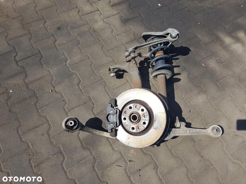 SEAT EXEO 09-13 2.0 TDI ZWROTNICA PRAWA PRZÓD - 1
