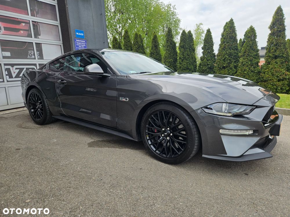 Ford Mustang - 8