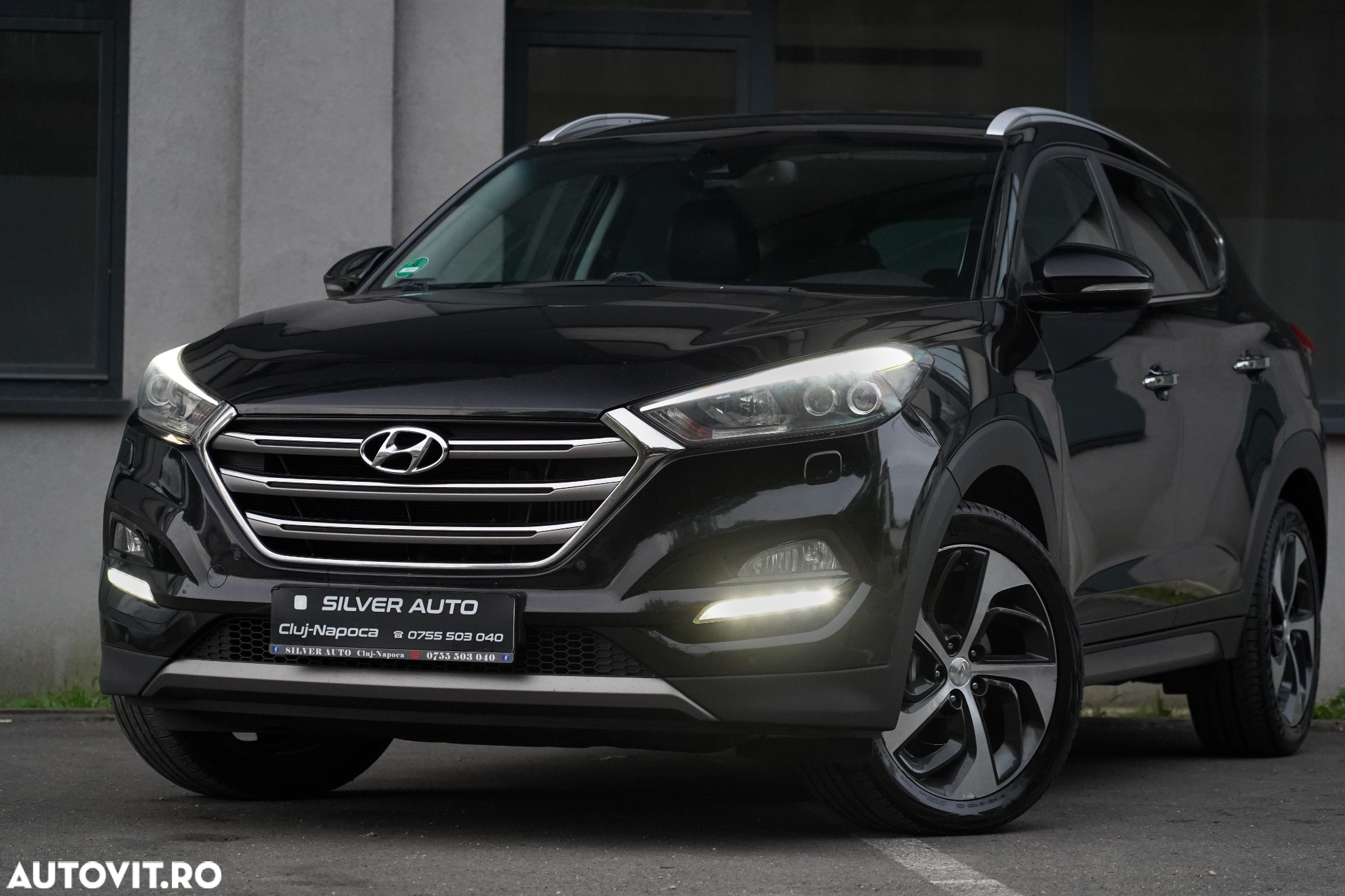 Hyundai Tucson 2.0 CRDI 4WD 6MT Luxury Pack+ - 19
