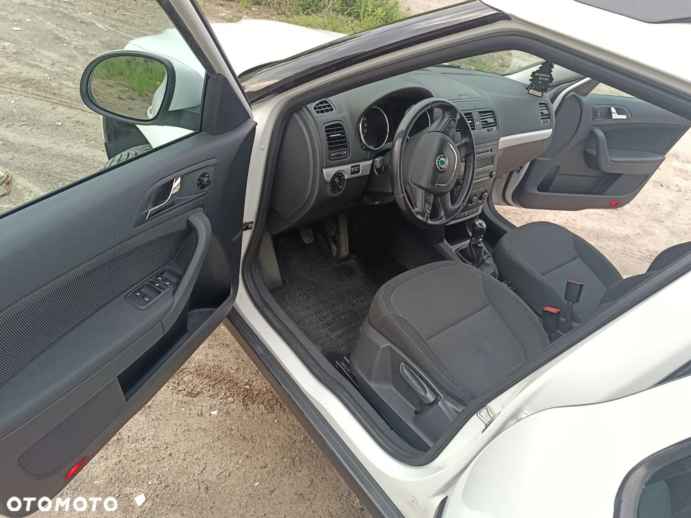 Skoda Yeti 2.0 TDI 4x4 Active - 13
