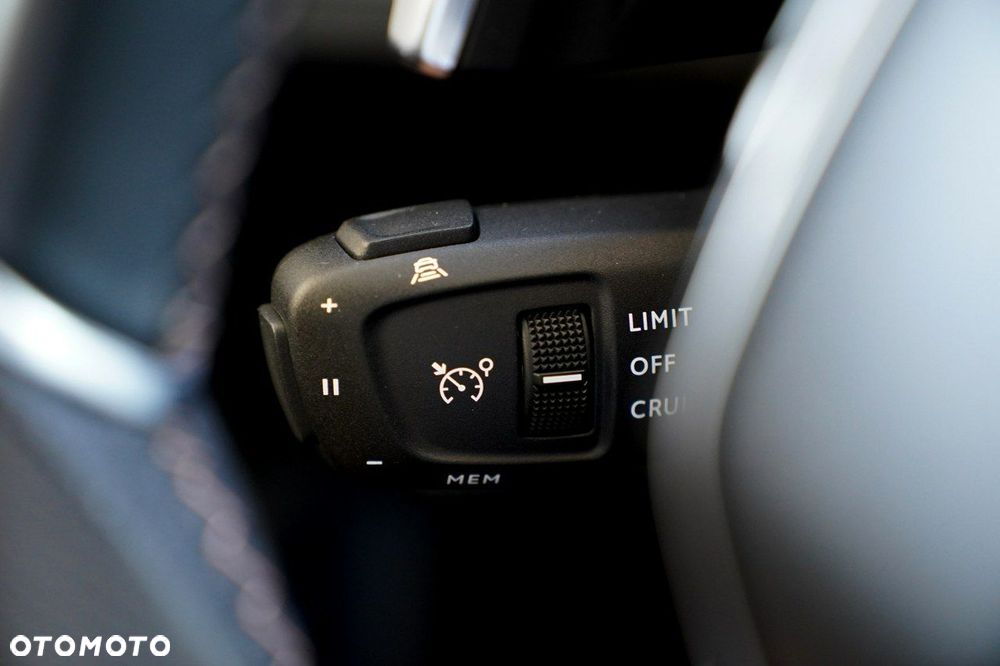 Peugeot 5008 - 24