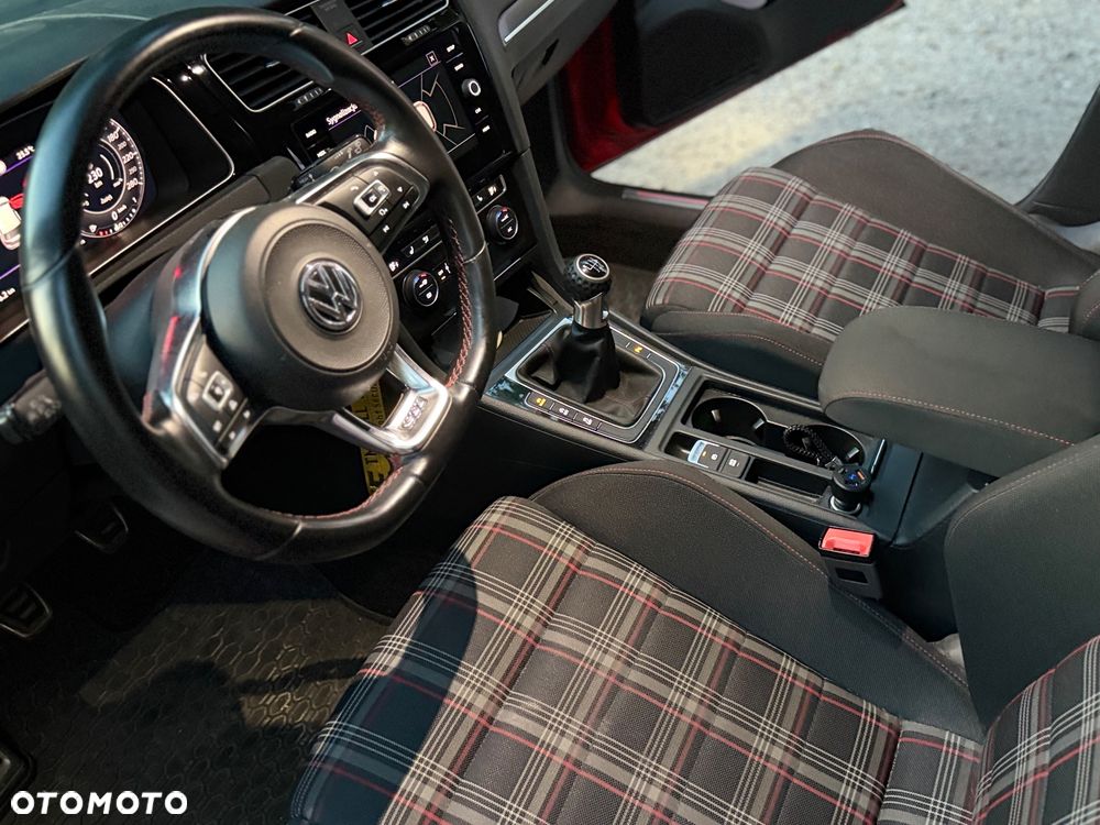 Volkswagen Golf 2.0 TSI BMT GTI Performance - 10