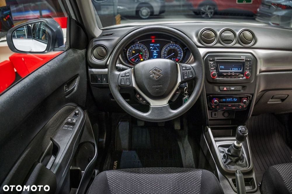 Suzuki Vitara - 8