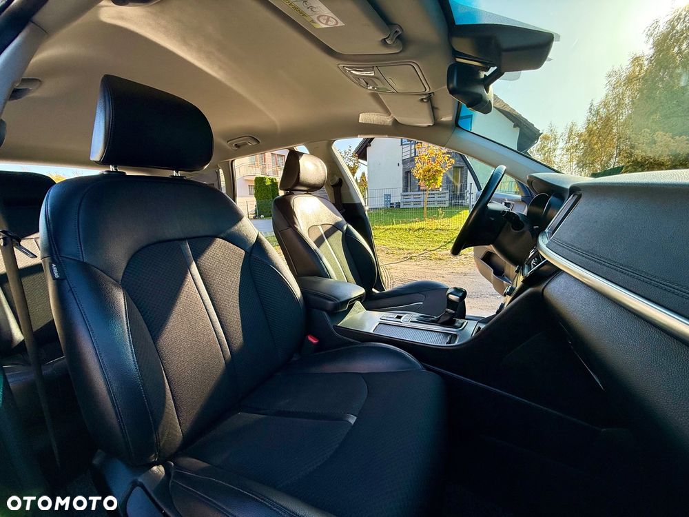 Kia Optima - 38
