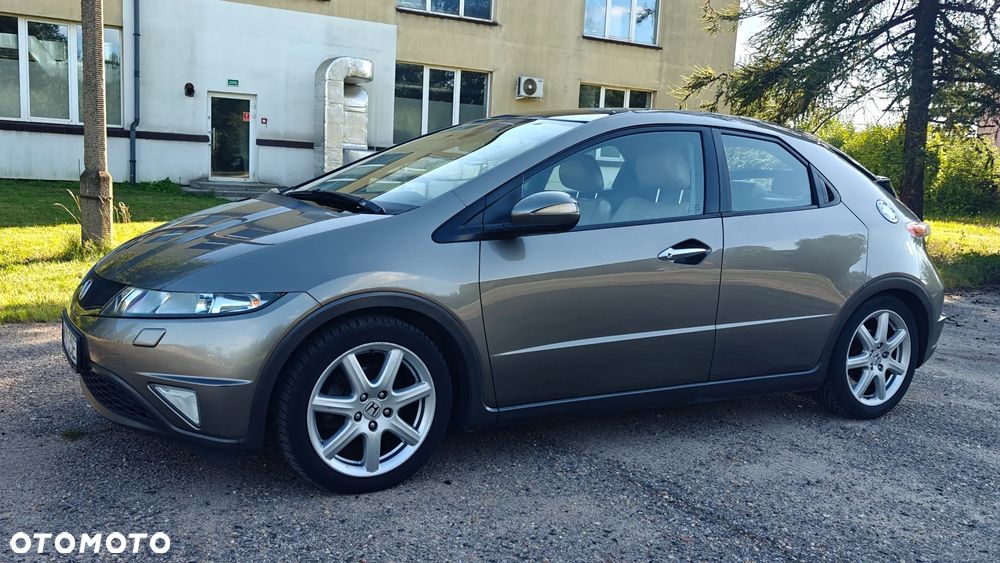 Honda Civic 2.2i-CTDi Executive NAVI - 4