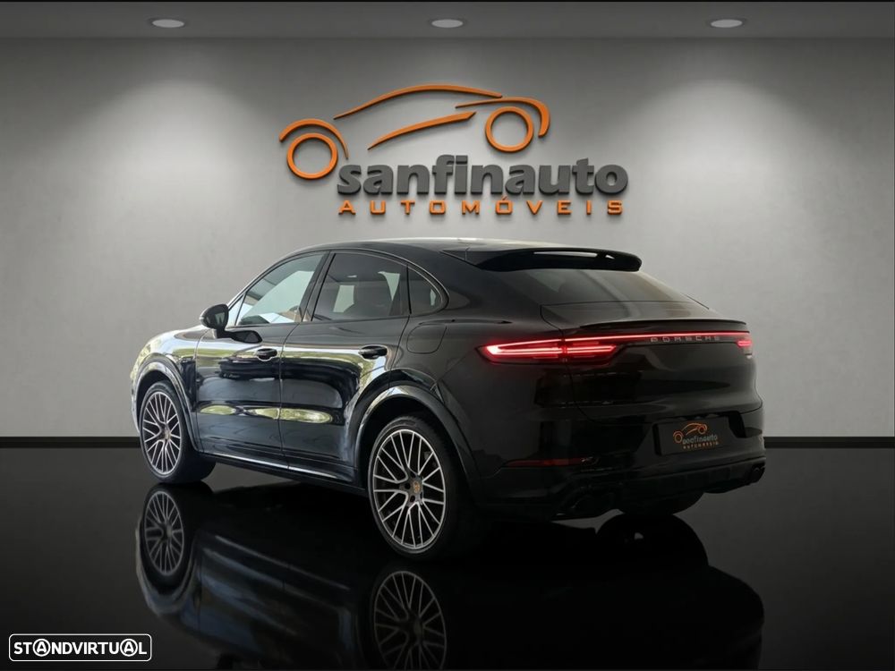 Porsche Cayenne Coupé E-Hybrid Platinum Edition - 11
