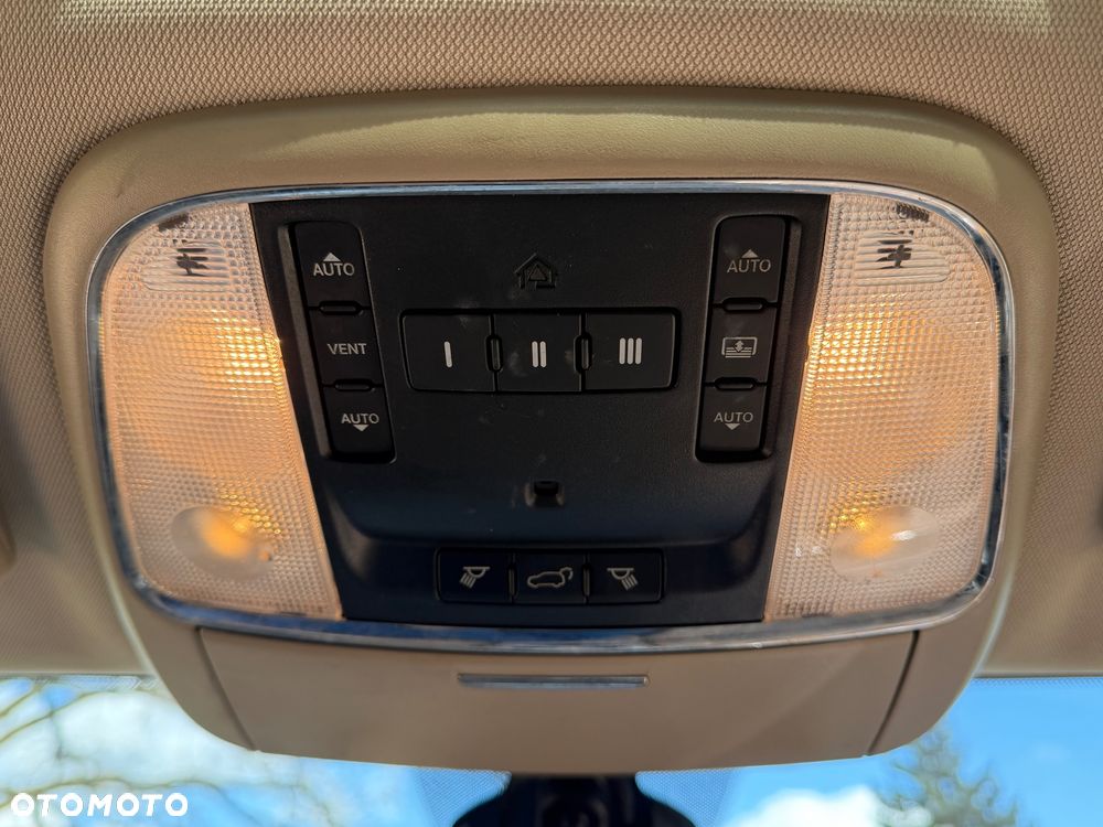 Jeep Grand Cherokee 5.7 V8 Overland Summit EU6 - 9