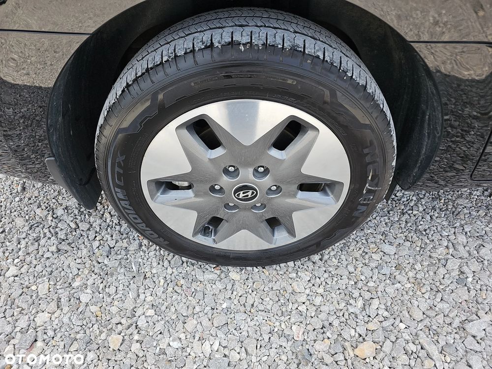Hyundai Staria - 25