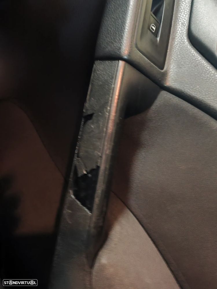 VW Golf 2.0 TDi BlueMotion Edition - 12