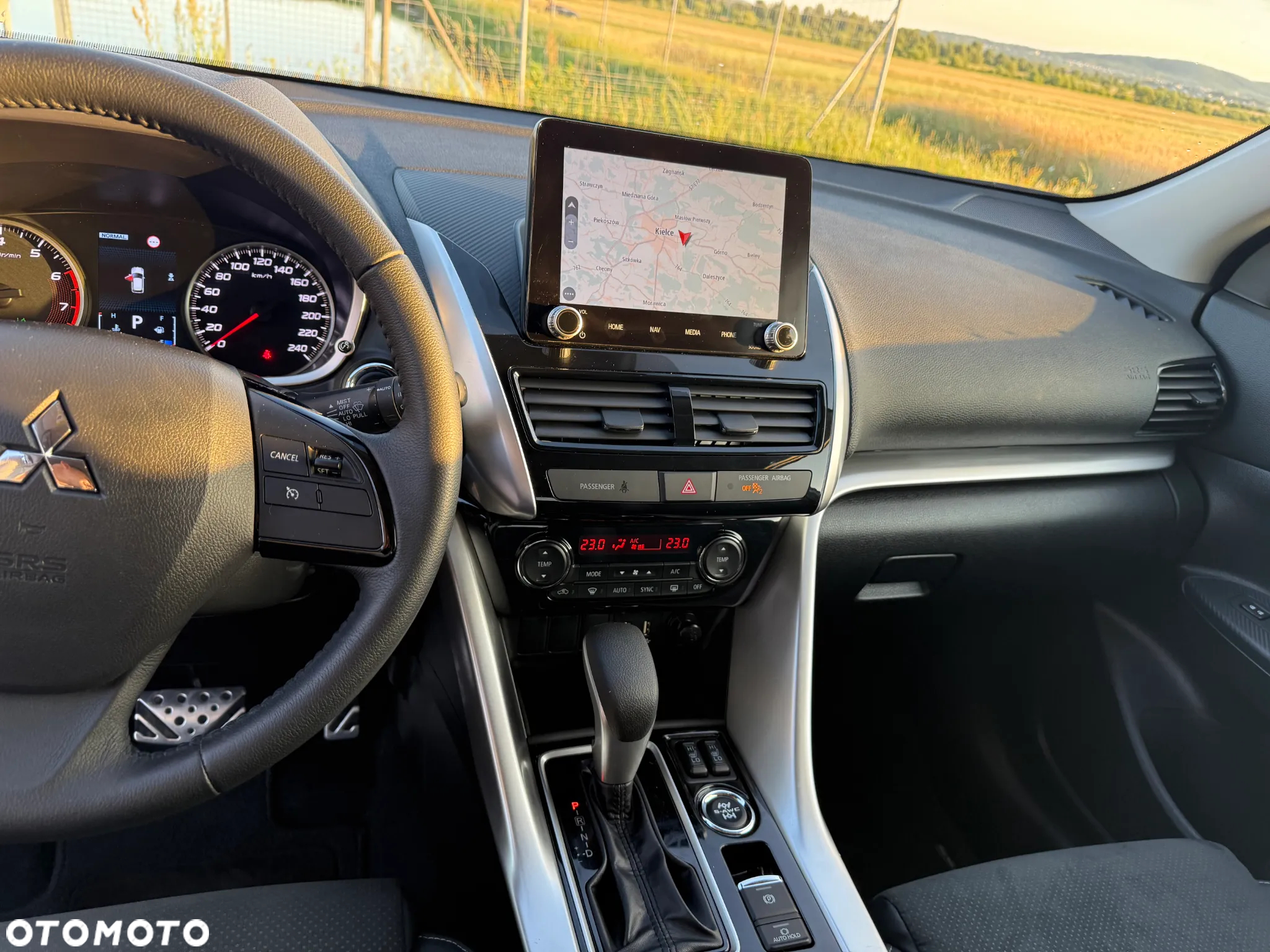 Mitsubishi Eclipse Cross - 13
