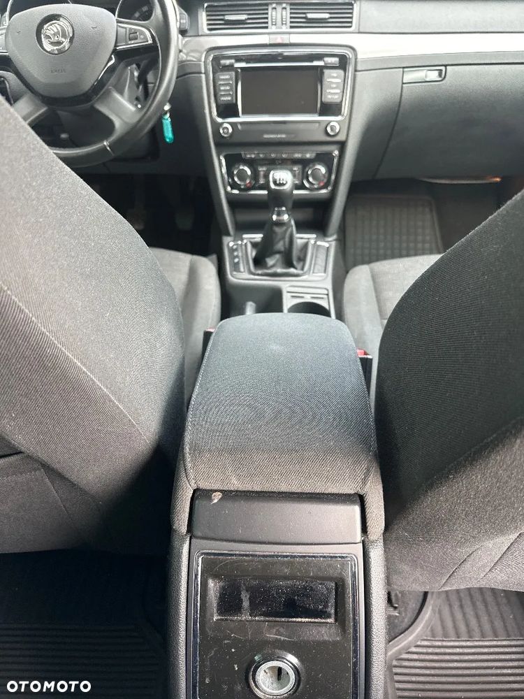 Skoda Superb 2.0 TDI Active - 23
