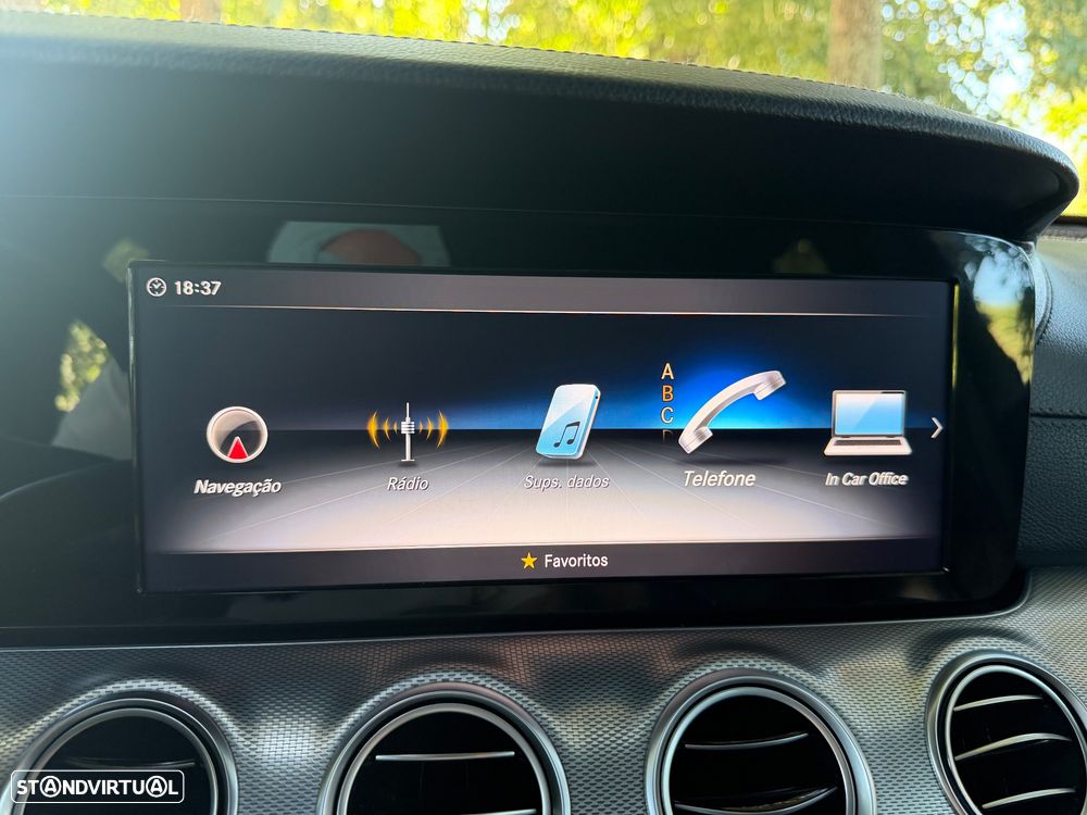 Mercedes-Benz E 220 d 9G-TRONIC AMG Line - 38