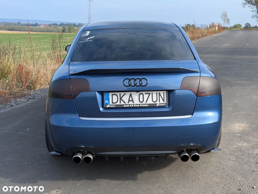 Audi A4 Limousine 2.0 T FSI quattro - 17