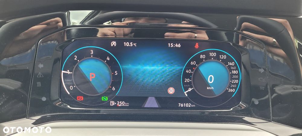 Volkswagen Golf 2.0 TDI SCR DSG Style - 13