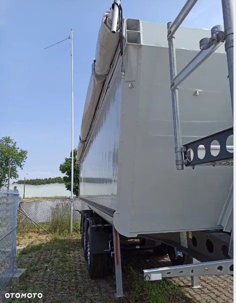 Schmitz Cargobull 26,5m3 Extra Light 5012kg - 4