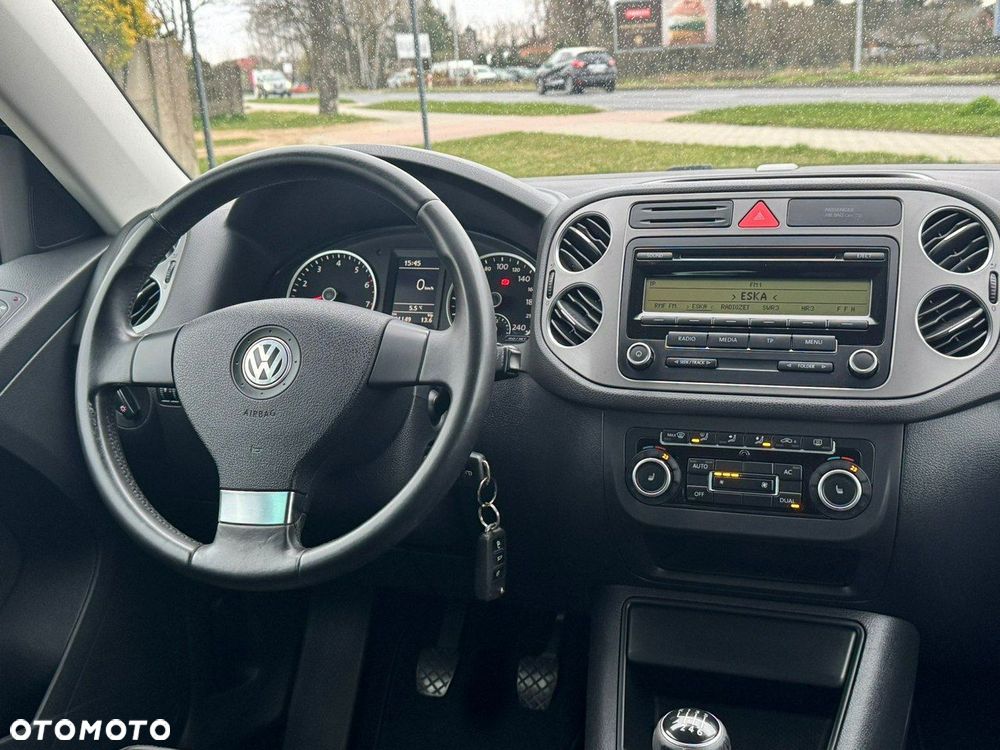 Volkswagen Tiguan 2.0 TSI 4Motion Team - 18