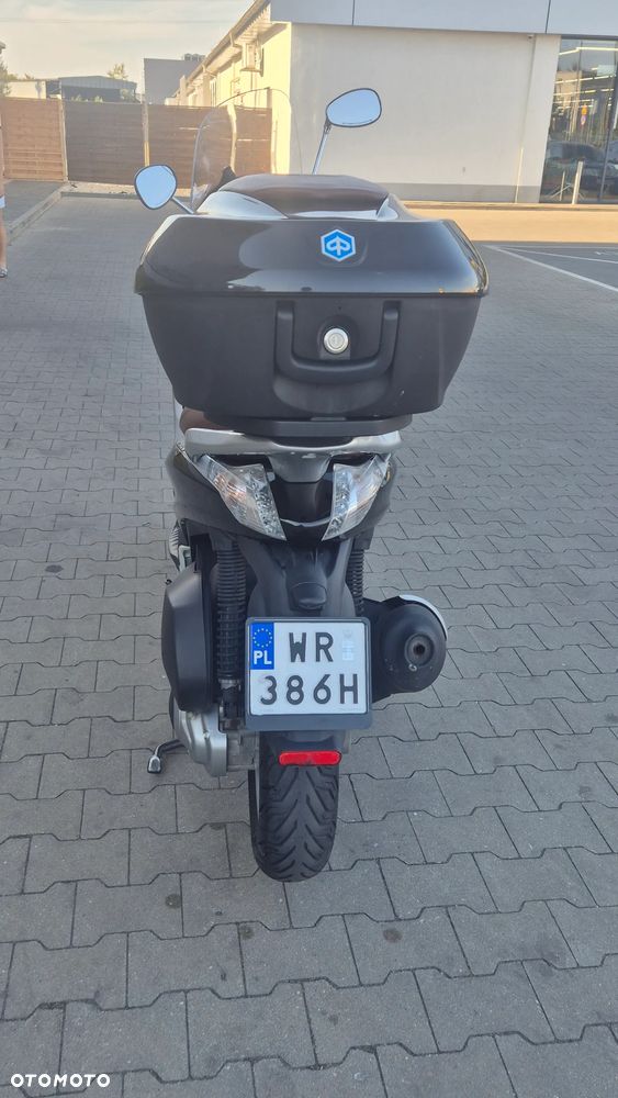 Piaggio Beverly - 11