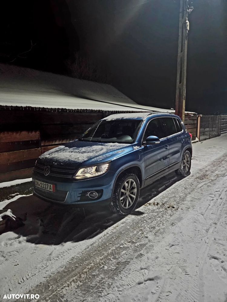 Volkswagen Tiguan 2.0 TDI SCR 4MOTION BlueMotion Technology DSG Lounge Sport & Style - 30