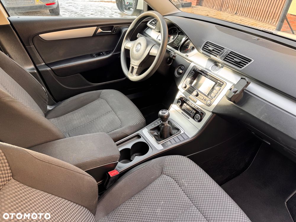 Volkswagen Passat Variant 2.0 TDI BlueMotion Technology Comfortline - 6