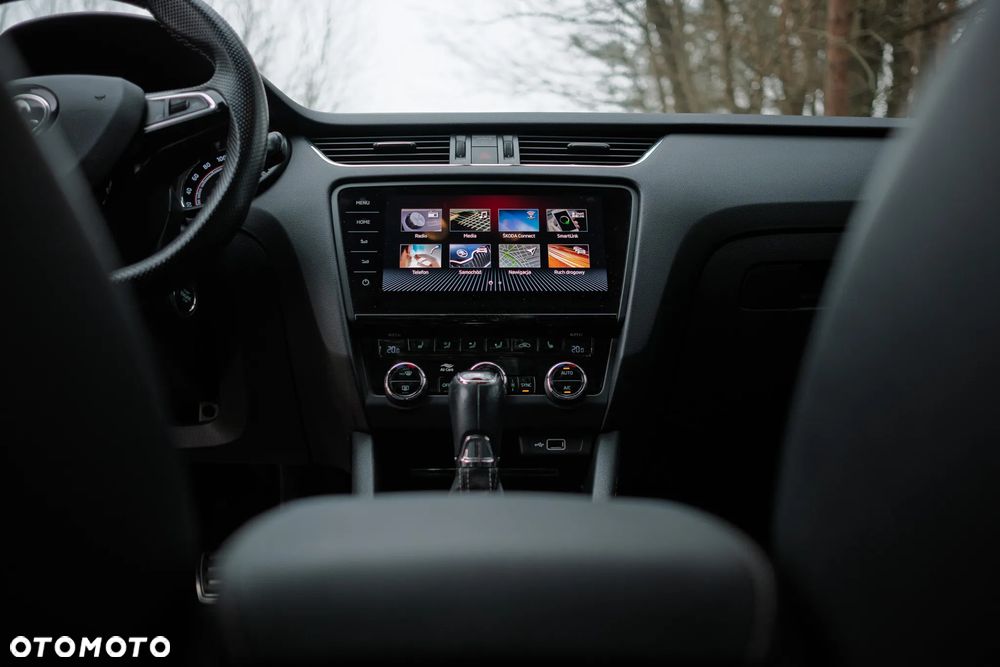 Skoda Octavia 2.0 TSI RS Challenge 245 DSG - 17