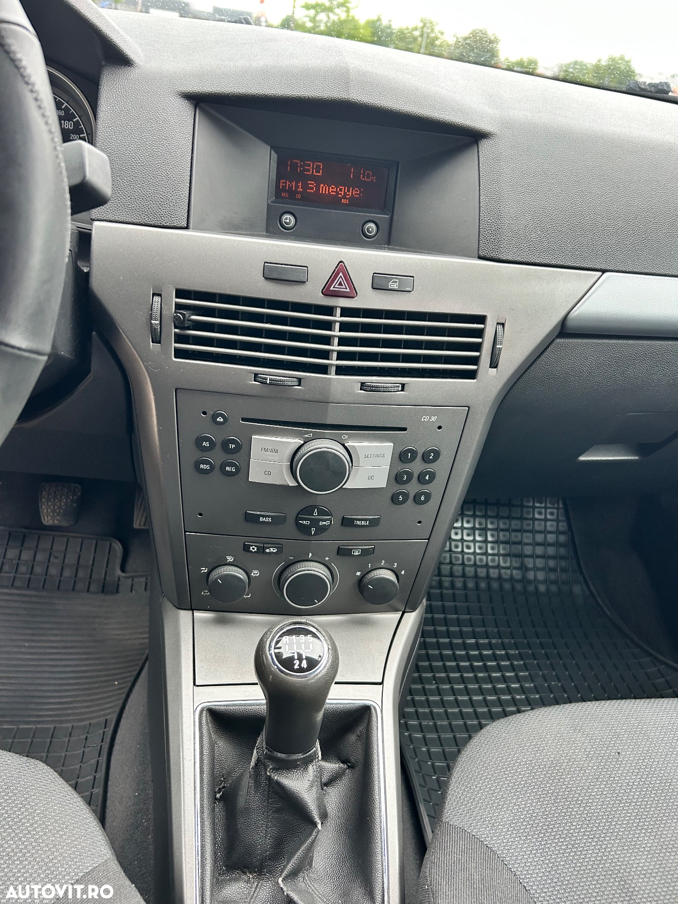 Opel Astra 1.4i Enjoy - 12