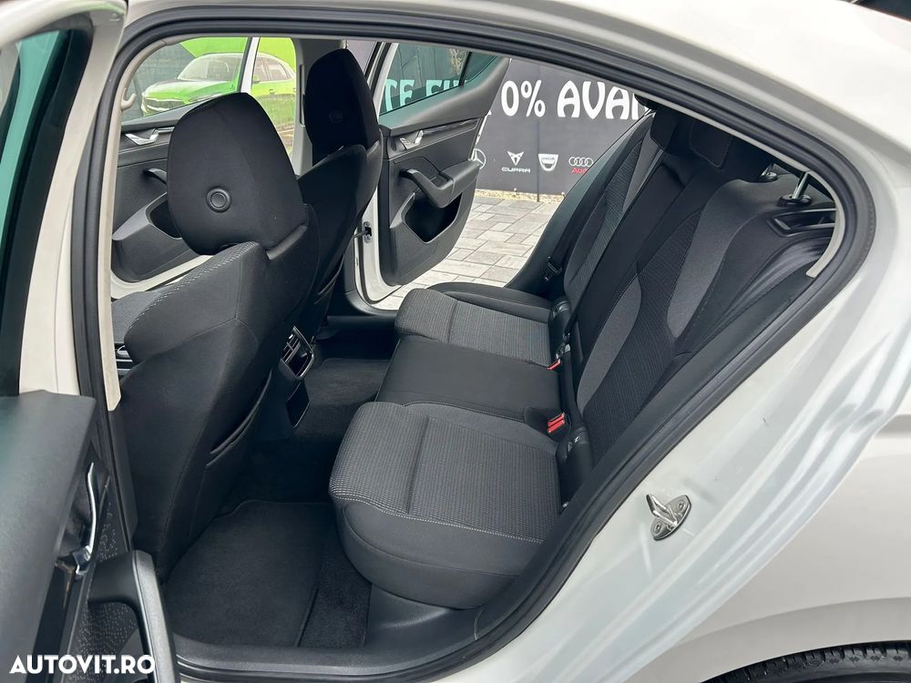 Skoda Octavia - 8