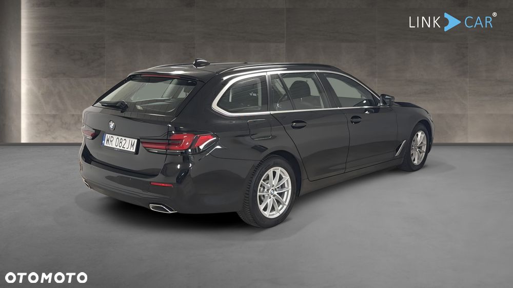 BMW Seria 5 520d mHEV - 4