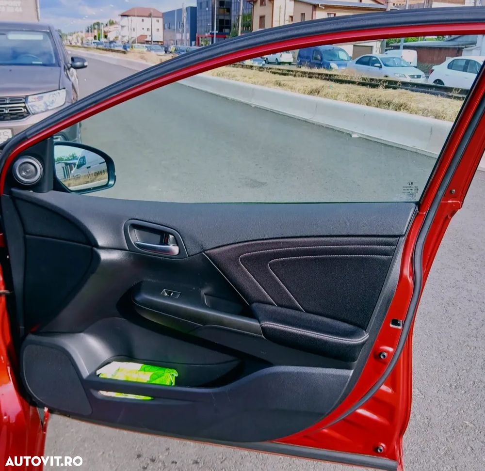 Honda Civic 1.6 i-DTEC 6MT Comfort - 15