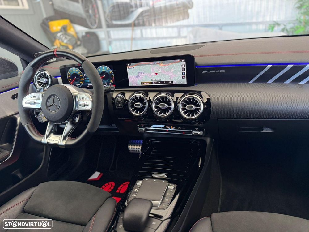 Mercedes-Benz CLA 45 AMG S Shooting Brake 4Matic+ - 13