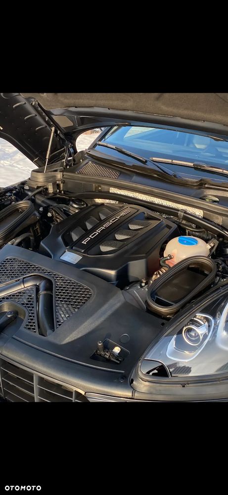Porsche Macan - 41