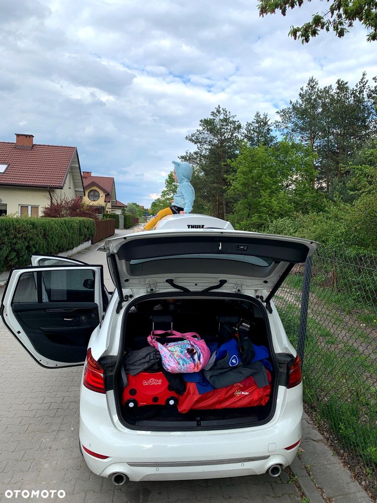 BMW Seria 2 220d xDrive - 7