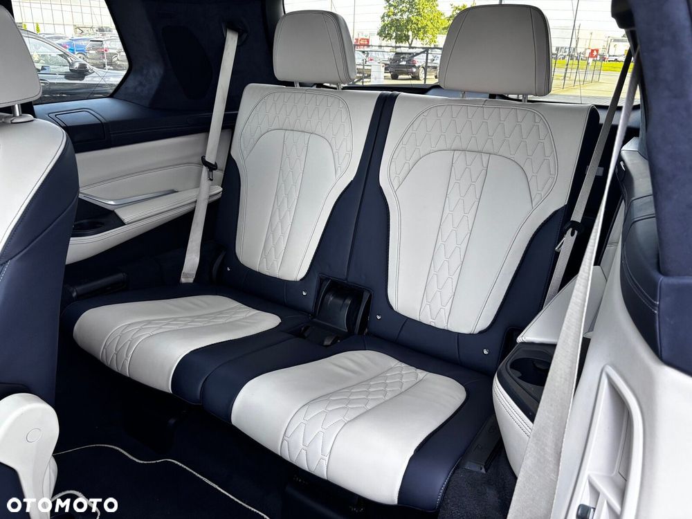 BMW X7 M50d sport - 19