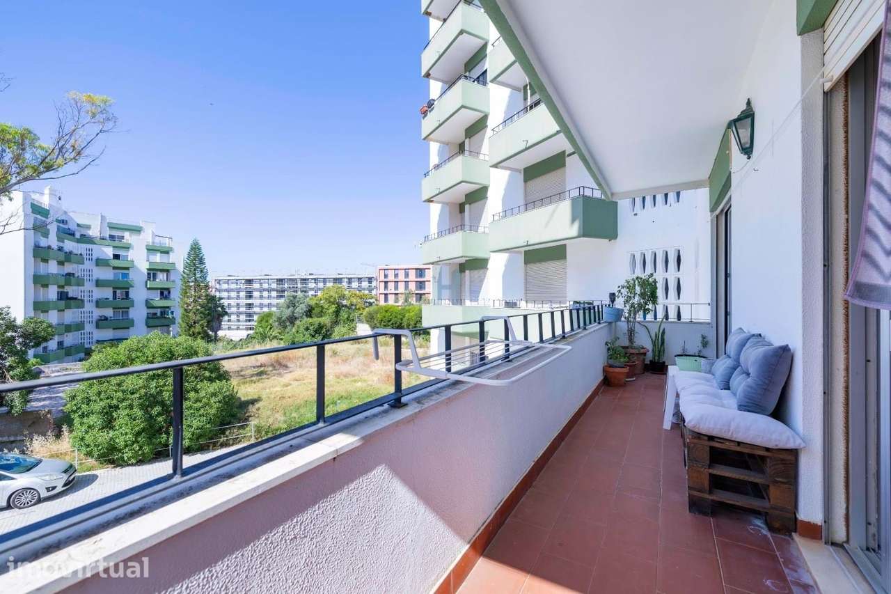 Apartamento T2 com Estacionamento privativo Portimão - Grande imagem: 2/11