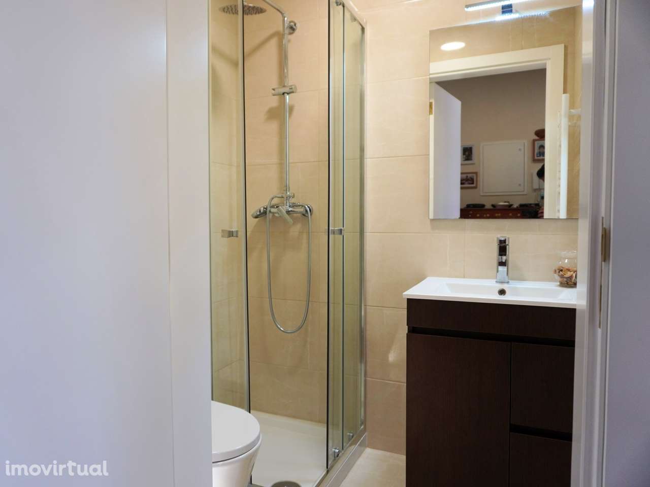 Elegante T3 no Centro Histórico de Torres Novas com Garagem - Grande imagem: 5/26