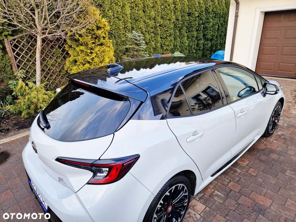 Toyota Corolla 2.0 Hybrid GR Sport Dynamic - 37